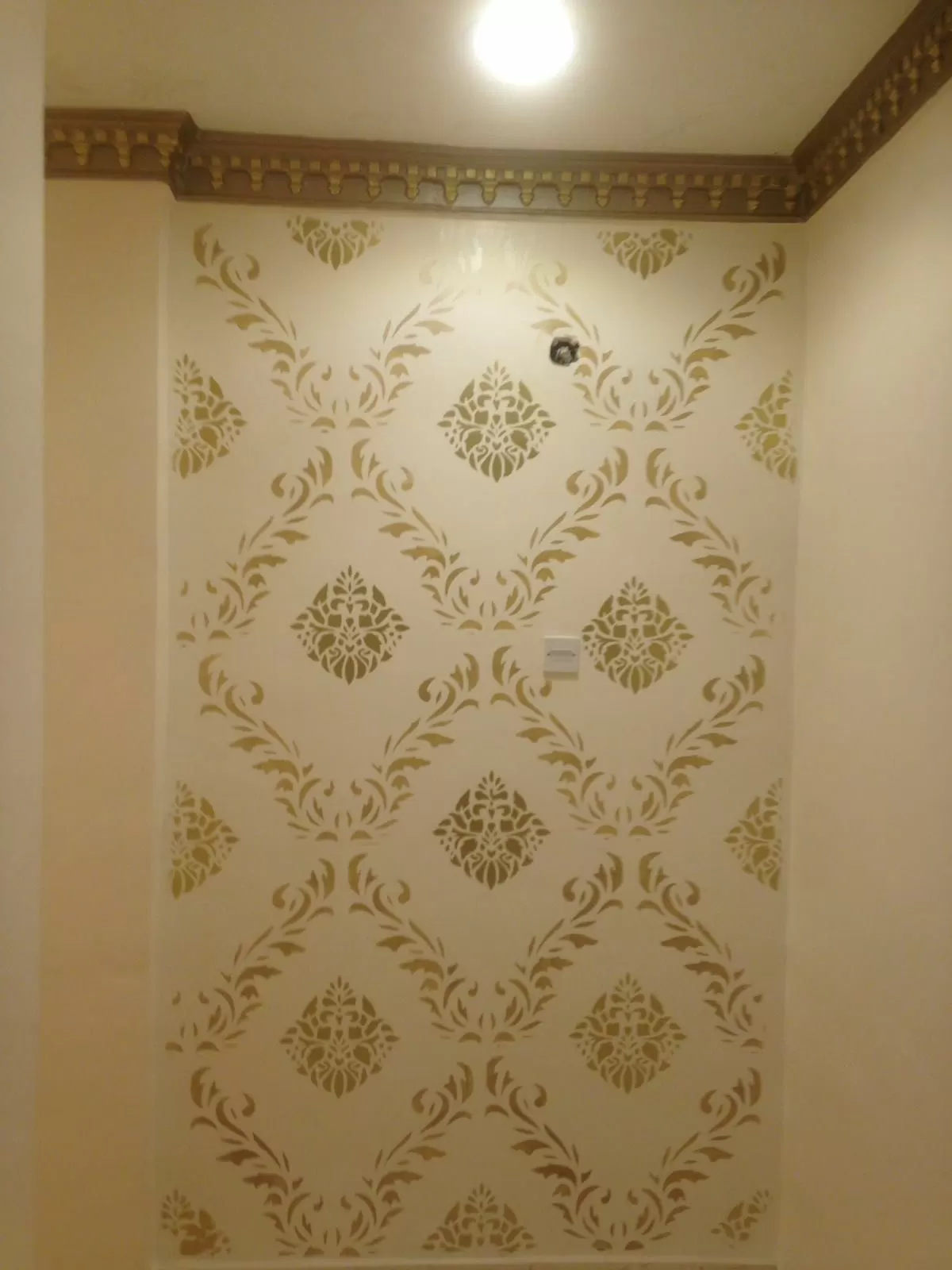 صباغ الكويت 67799029 معلم جبس بورد الكويت معلم صباغ الكويت تركيب ورق جدران
